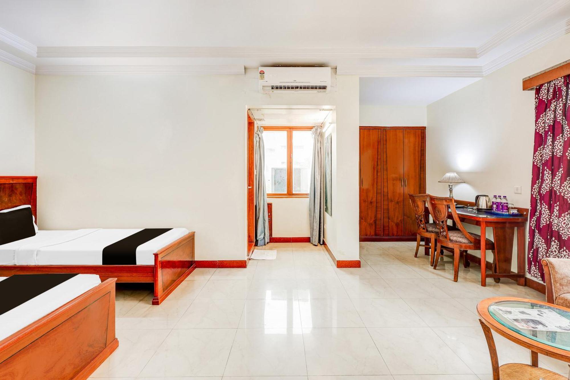Townhouse Oak Vibe Vacation Hotels Visakhapatnam Exterior photo
